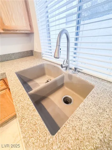 $1,900 | 9532 Aspen Glow Drive, Las Vegas, NV 89134