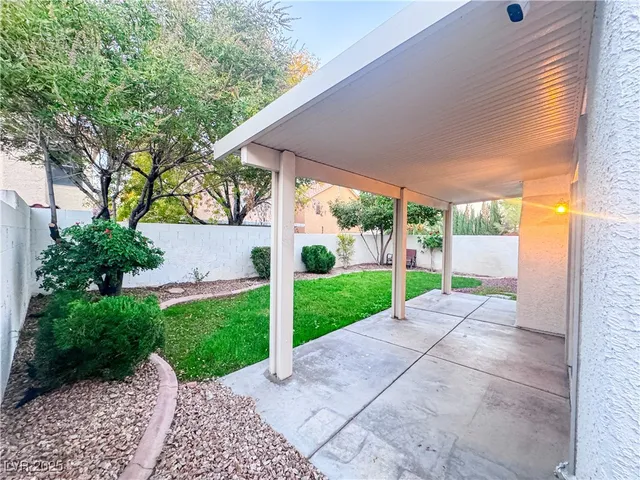 $1,900 | 9532 Aspen Glow Drive, Las Vegas, NV 89134