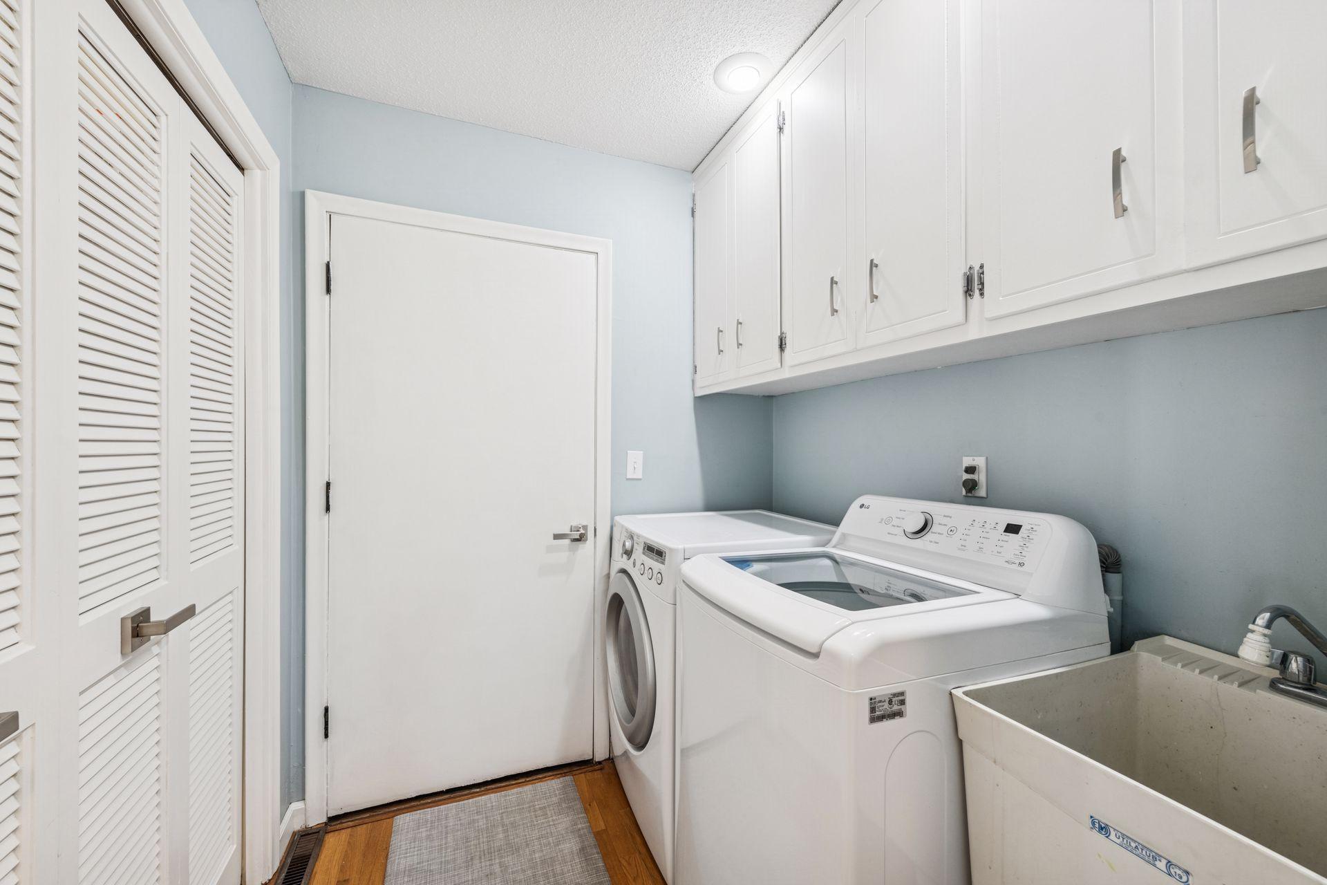 4108 Dublin Drive Minnetonka, MN 55345 - Photo 14 of 33