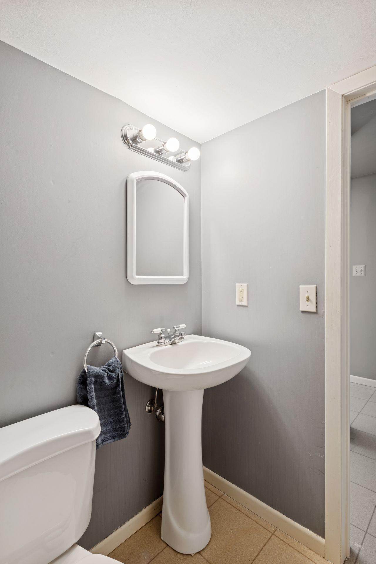 4108 Dublin Drive Minnetonka, MN 55345 - Photo 26 of 33