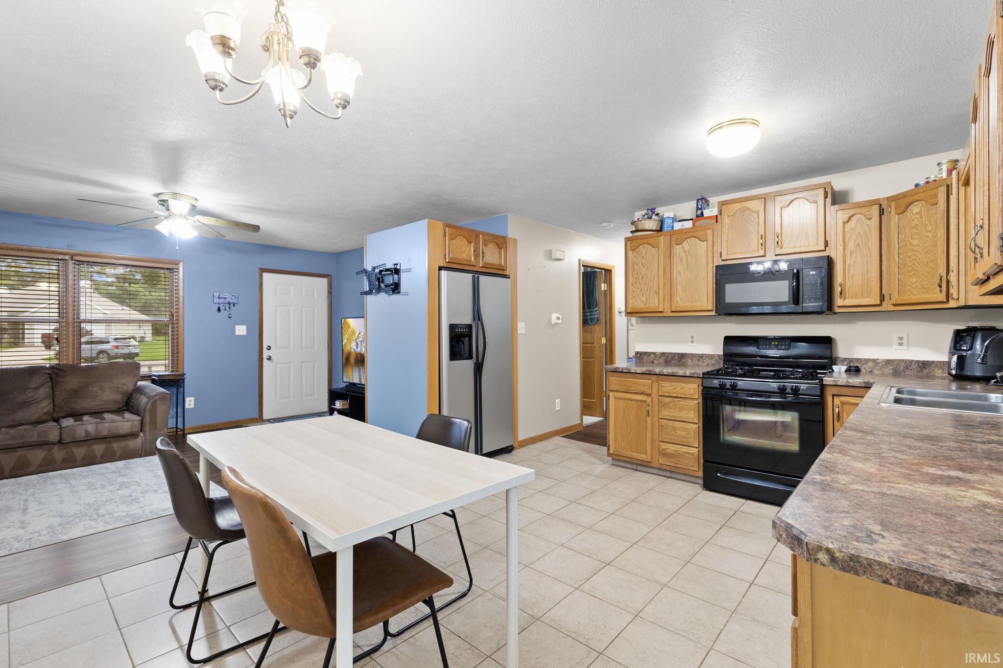 58915 Runway Road Elkhart, IN 46516 - Photo 10 of 25 Gallery Image 10