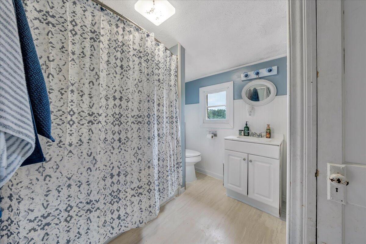 1500 Mountain Valley Road Axton, VA 24054 - Photo 11 of 27 11-MIB02093