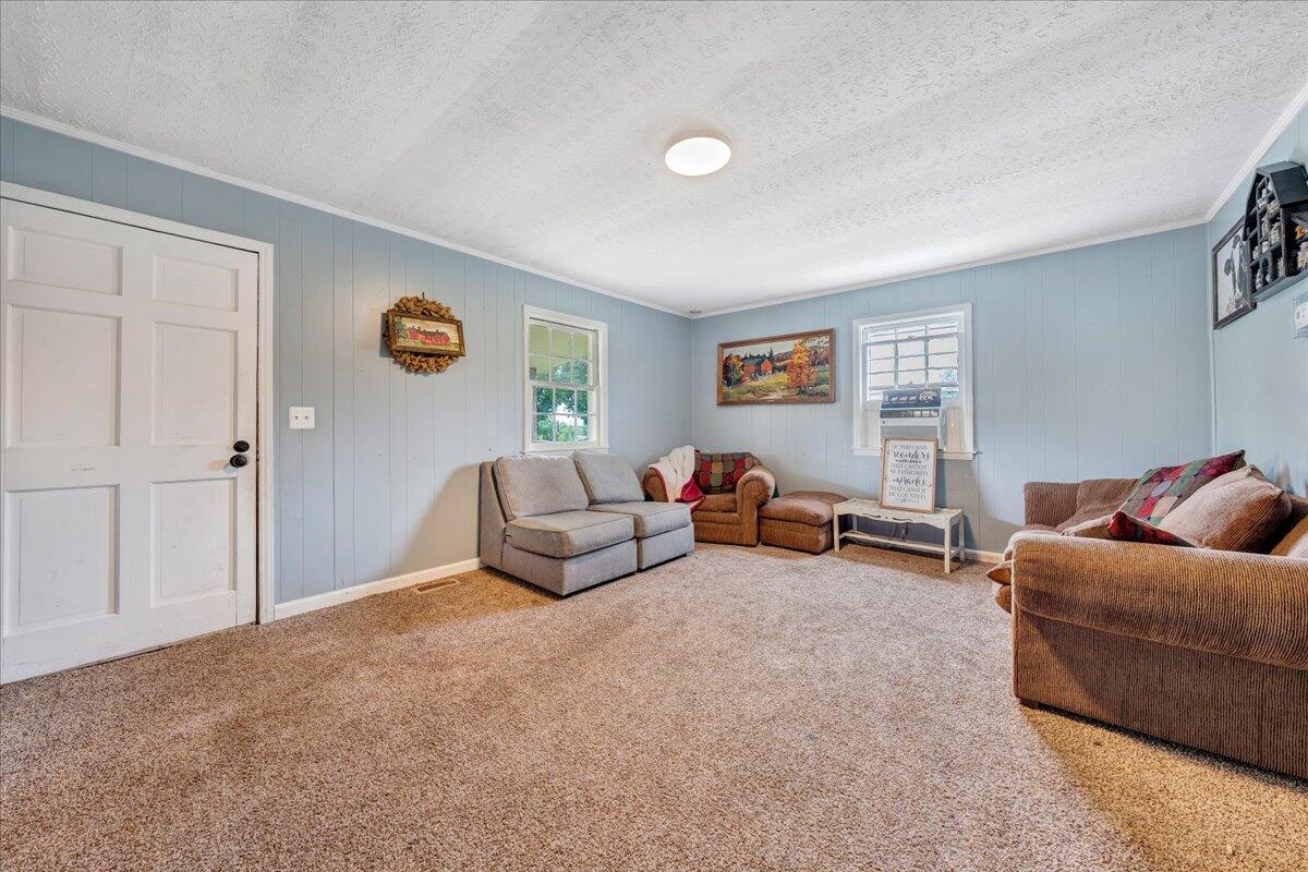 1500 Mountain Valley Road Axton, VA 24054 - Photo 2 of 27 02-MIB02066