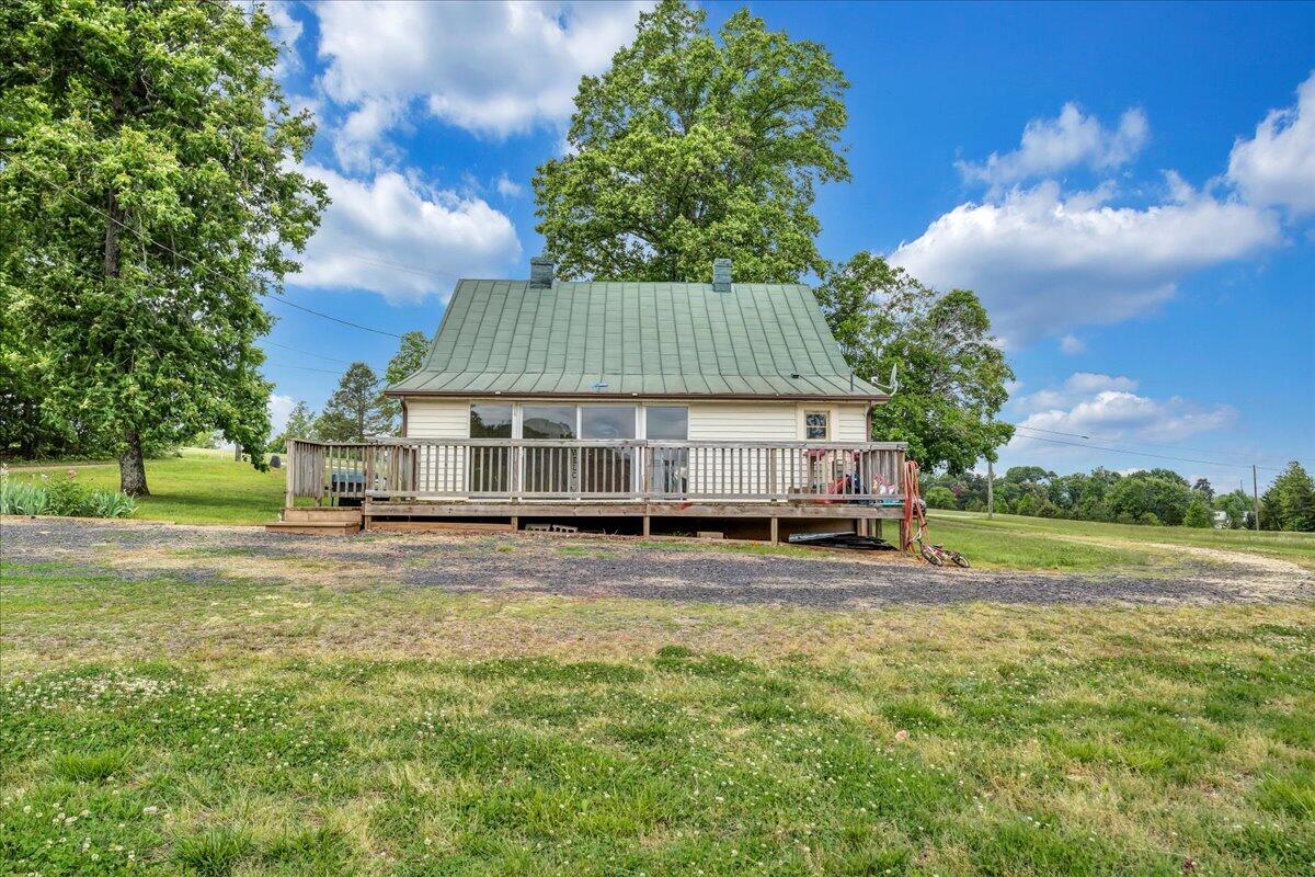 1500 Mountain Valley Road Axton, VA 24054 - Photo 23 of 27 24-MIB02138