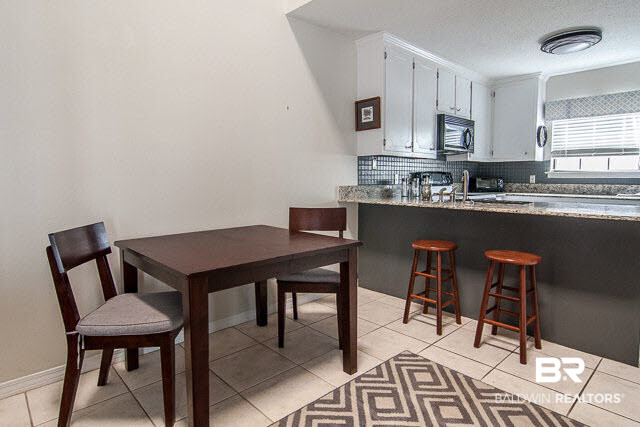 200 Parma Drive, Unit I2 Daphne, AL 36526 - Photo 7 of 23 Dining Area