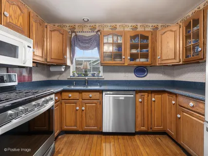 $649,999 | 251 Van Damin Avenue, Glen Ellyn, IL 60137