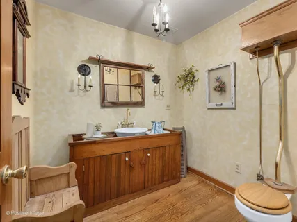 $649,999 | 251 Van Damin Avenue, Glen Ellyn, IL 60137