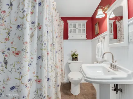 $649,999 | 251 Van Damin Avenue, Glen Ellyn, IL 60137