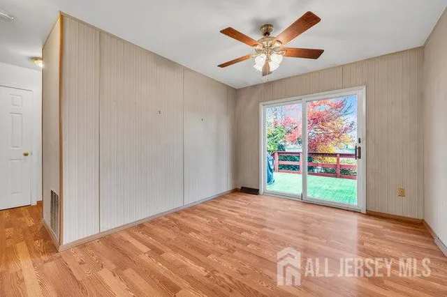 $549,999 | 25 Venus Road, Old Bridge, NJ 08879