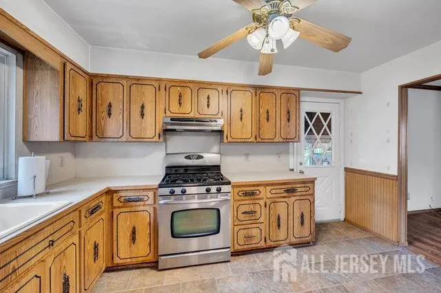 $549,999 | 25 Venus Road, Old Bridge, NJ 08879