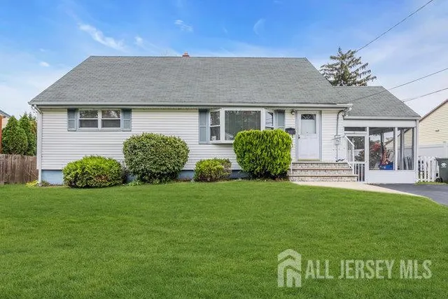 $549,999 | 25 Venus Road, Old Bridge, NJ 08879