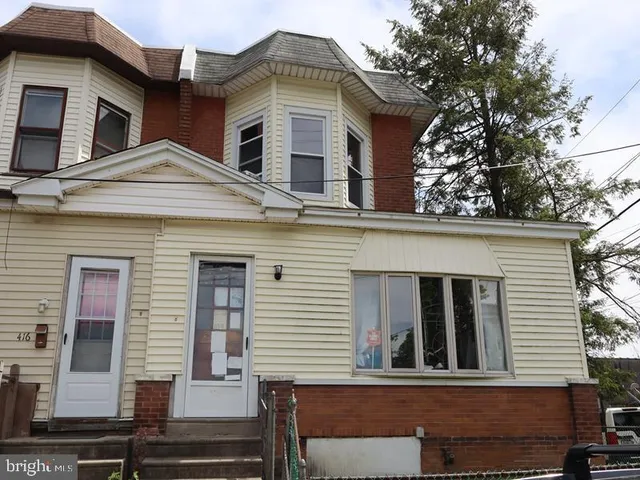 $198,000 | 418 Pusey Avenue, Unit 95, Darby, PA 19023