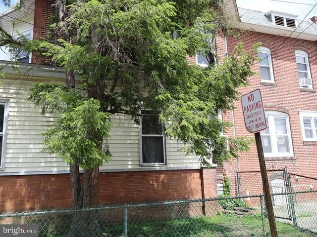 $198,000 | 418 Pusey Avenue, Unit 95, Darby, PA 19023