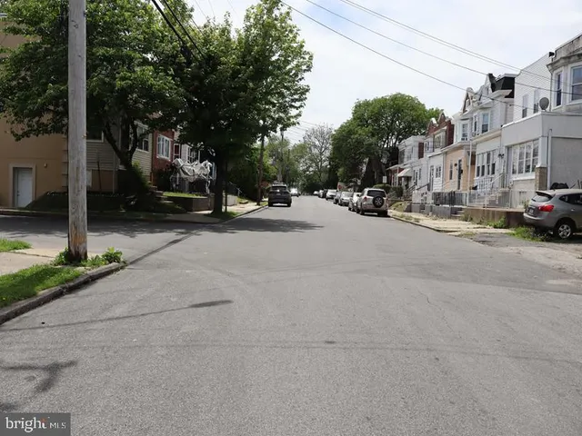 $198,000 | 418 Pusey Avenue, Unit 95, Darby, PA 19023