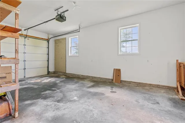 $625,000 | 8747 Southpoint Drive, Richmond, MO 64085