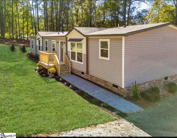 $326,500 | 2578 John Dodd Road, Wellford, SC 29385