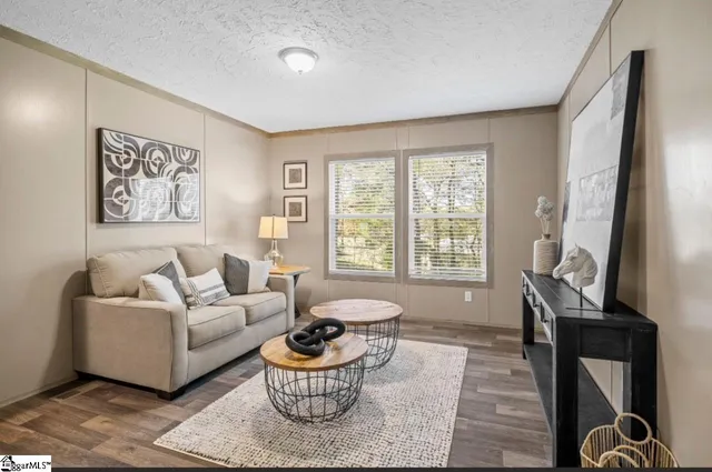 $326,500 | 2578 John Dodd Road, Wellford, SC 29385