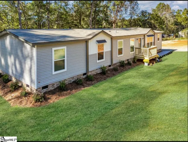 $326,500 | 2578 John Dodd Road, Wellford, SC 29385
