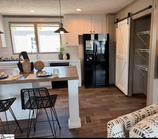 $326,500 | 2578 John Dodd Road, Wellford, SC 29385