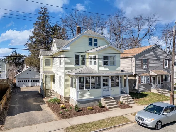 $375,000 | 242-244 Commonwealth Avenue, Springfield, MA 01108