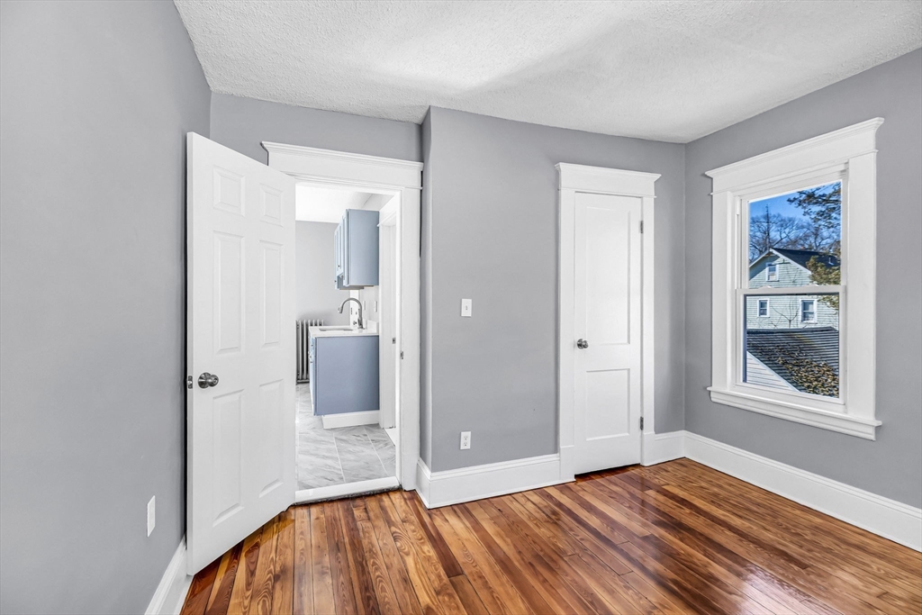 242-244 Commonwealth Avenue Springfield, MA 01108 - Photo 24 of 42