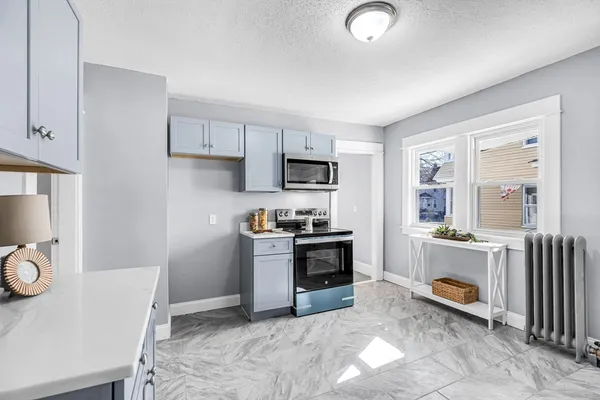 $375,000 | 242-244 Commonwealth Avenue, Springfield, MA 01108