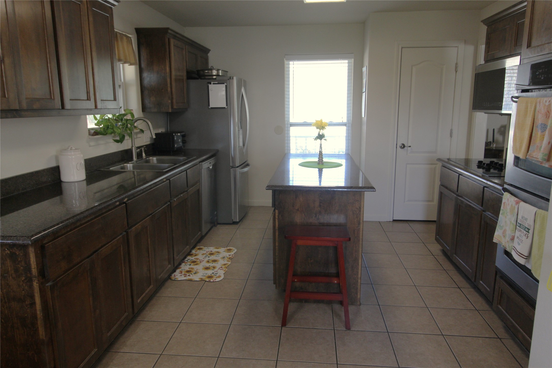 8575 Schuster Road Ledbetter, TX 78946 - Photo 14 of 48