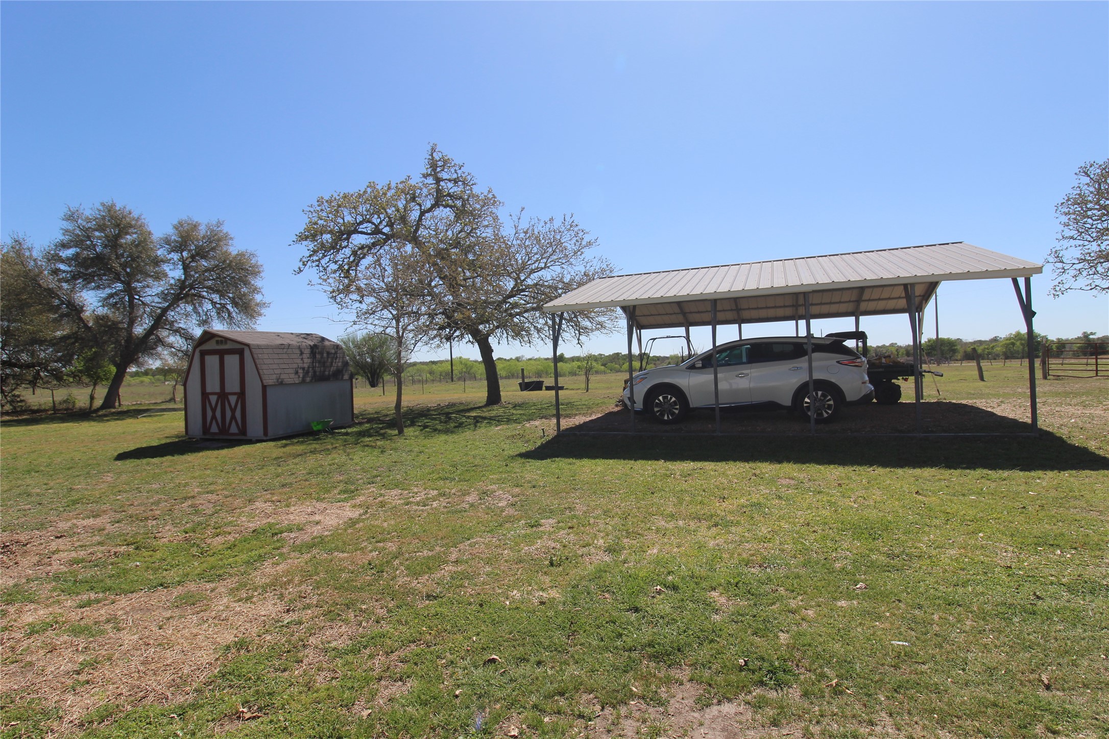 8575 Schuster Road Ledbetter, TX 78946 - Photo 28 of 48