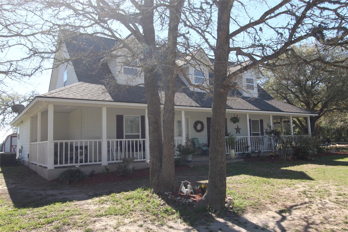 8575 Schuster Road Ledbetter, TX 78946 - Photo 4 of 48