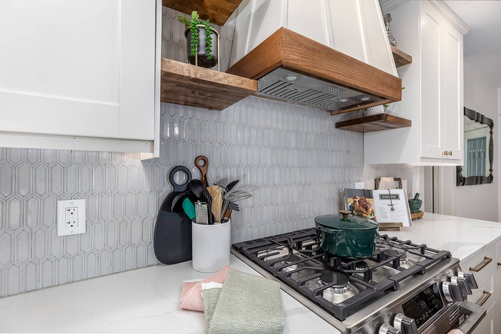 444 1st Avenue Ottawa, IL 61350 - Photo 10 of 41