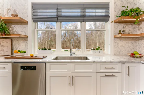 $950,000 | 4 B Turkey Roost Road, Newtown, CT 06482