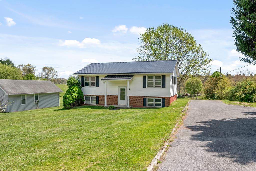 924 Ivanhoe Road Max Meadows, VA 24360 - Photo 1 of 56 Gallery Image 1