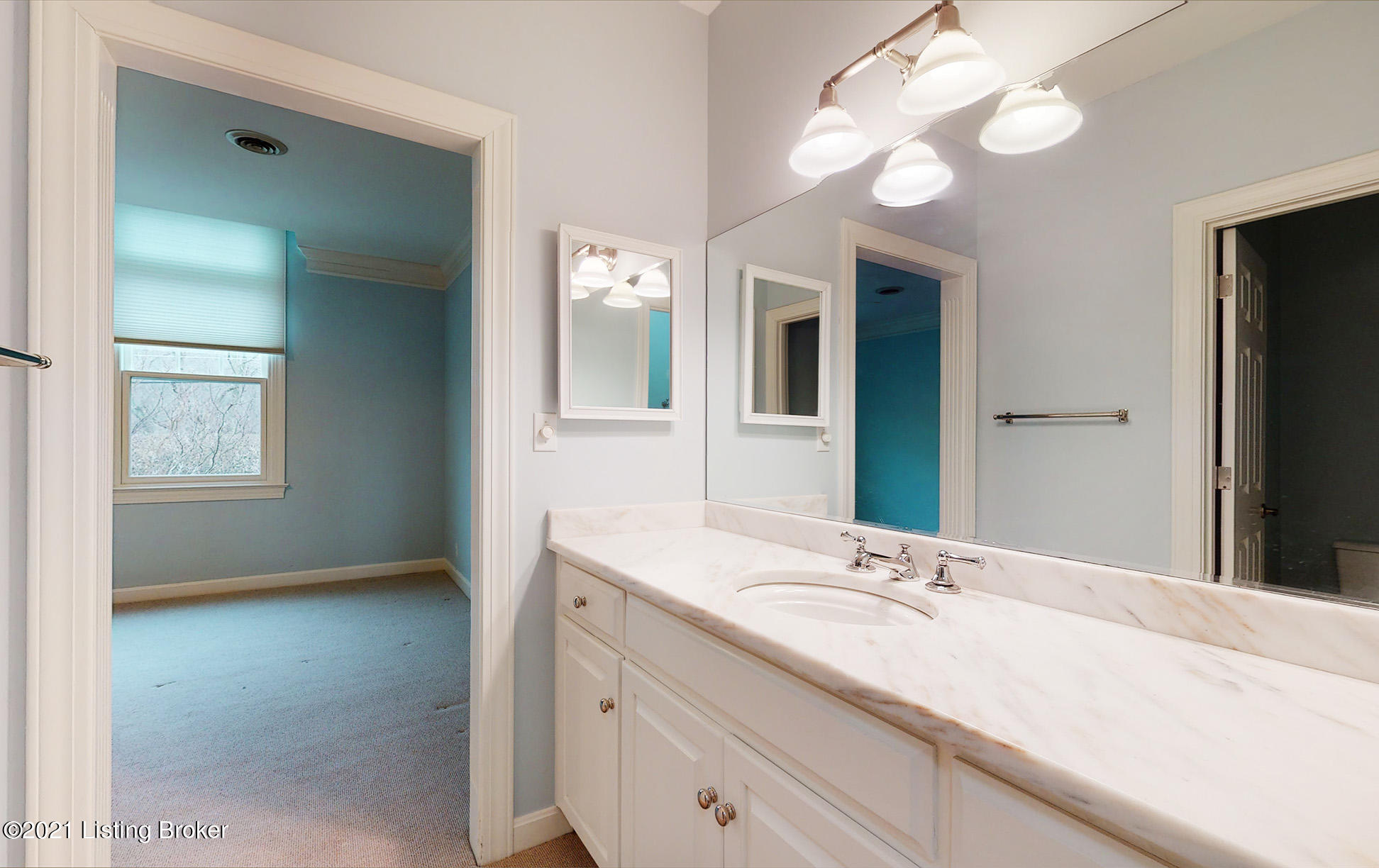 2404 Belknap Beach Road Prospect, KY 40059 - Photo 63 of 98 Jack and Jill bathroom