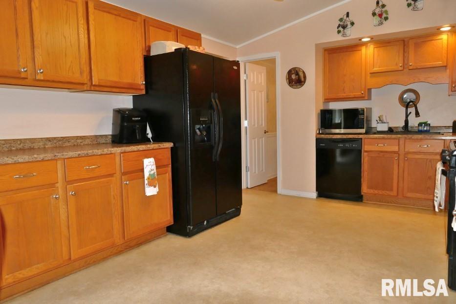 18519 Main Street Trivoli, IL 61569 - Photo 12 of 33