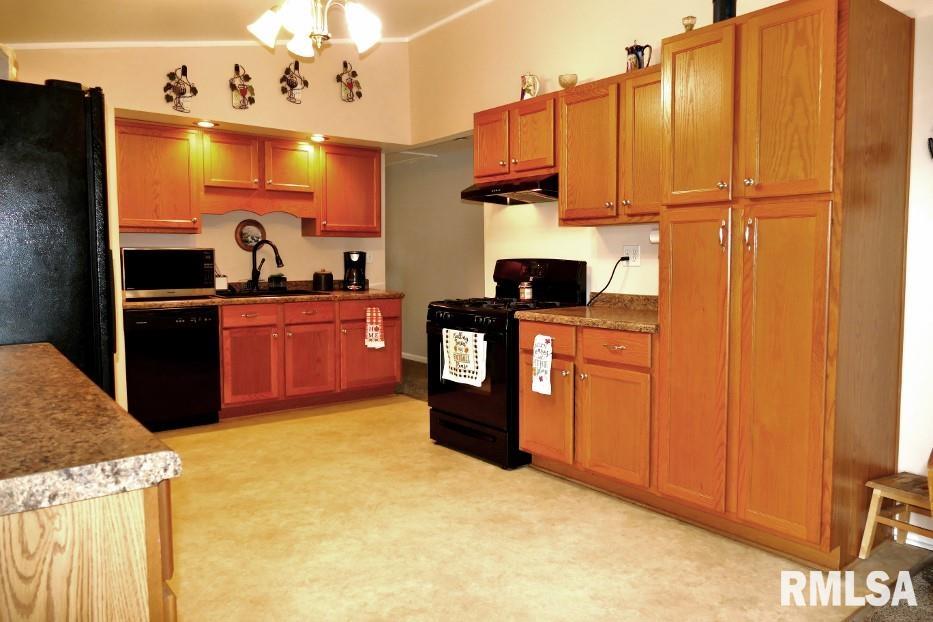 18519 Main Street Trivoli, IL 61569 - Photo 15 of 33