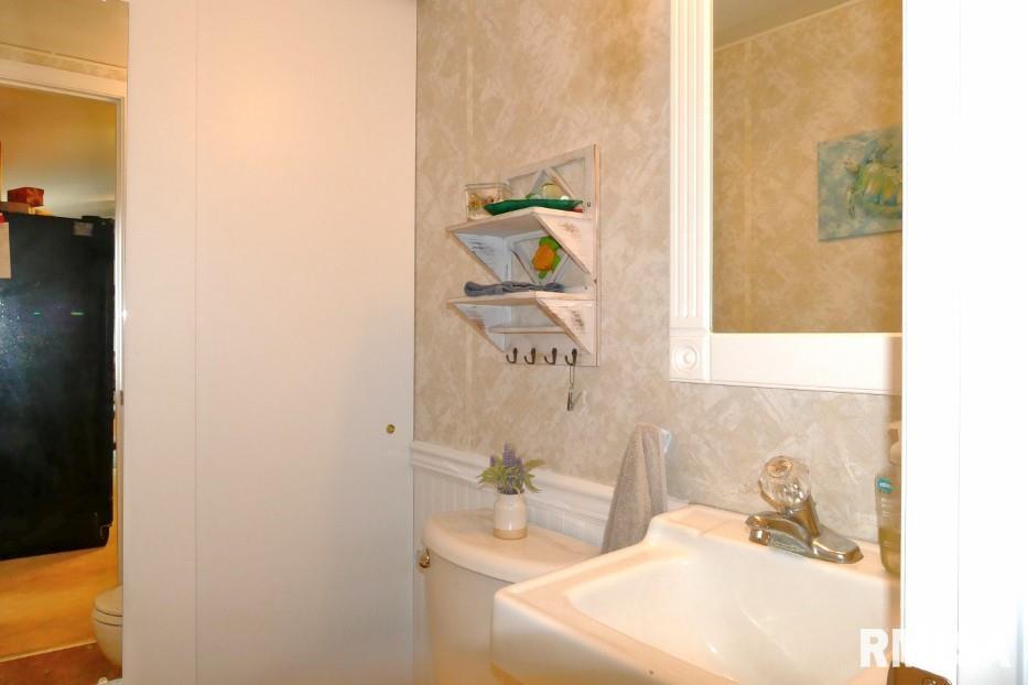 18519 Main Street Trivoli, IL 61569 - Photo 17 of 33