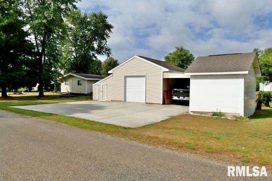 18519 Main Street Trivoli, IL 61569 - Photo 29 of 33