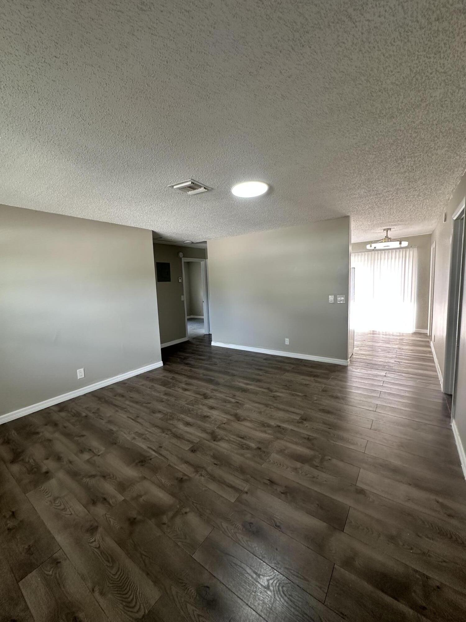 4564 Gulfstream Road Lake Worth Beach, FL 33461 - Photo 2 of 18 IMG_1423