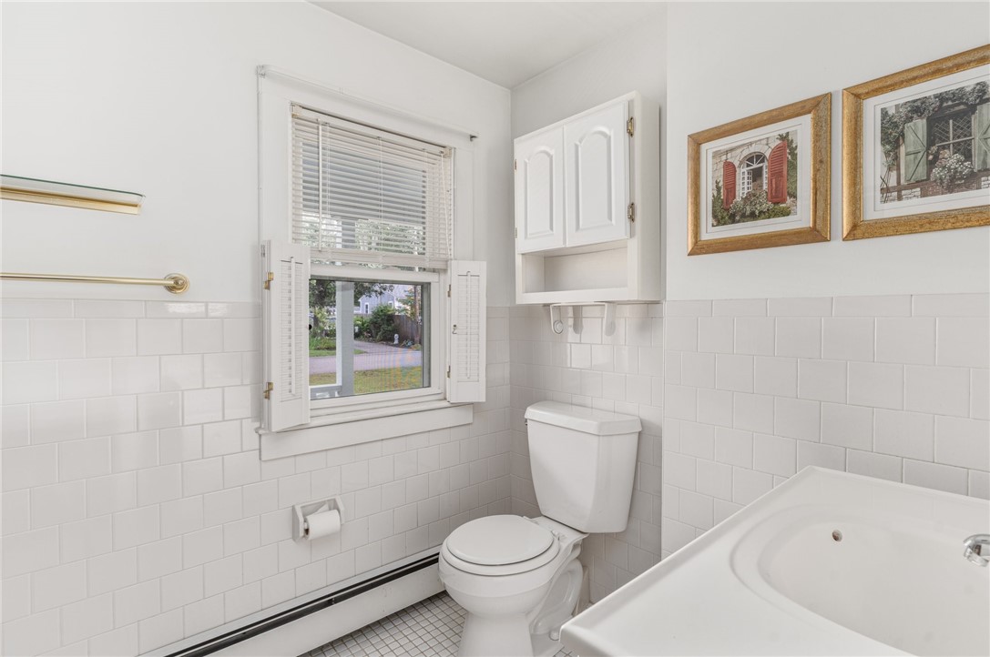 122 Winterberry Road Narragansett, RI 02874 - Photo 24 of 50