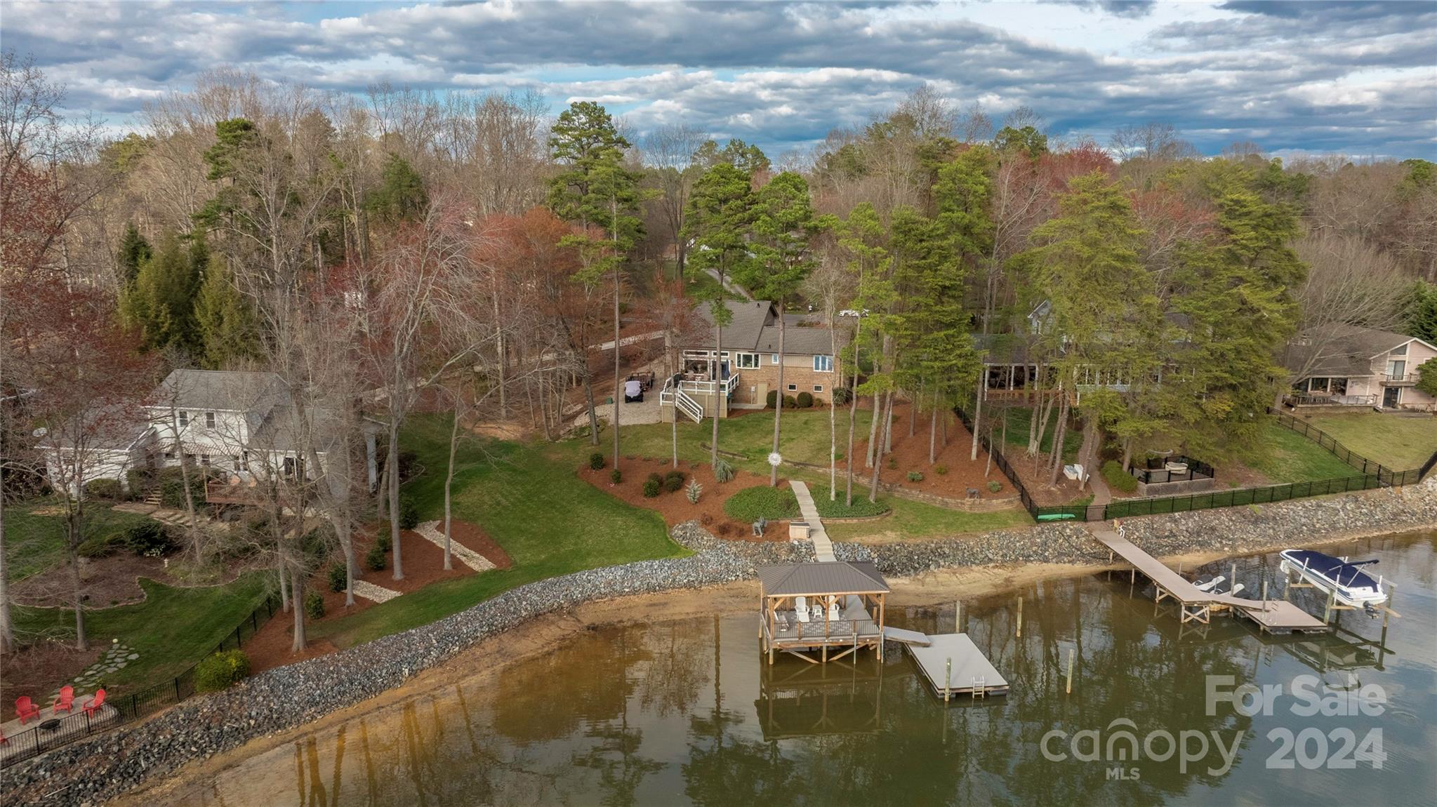 21525 Sandy Cove Road Cornelius, NC 28031 - Photo 3 of 35