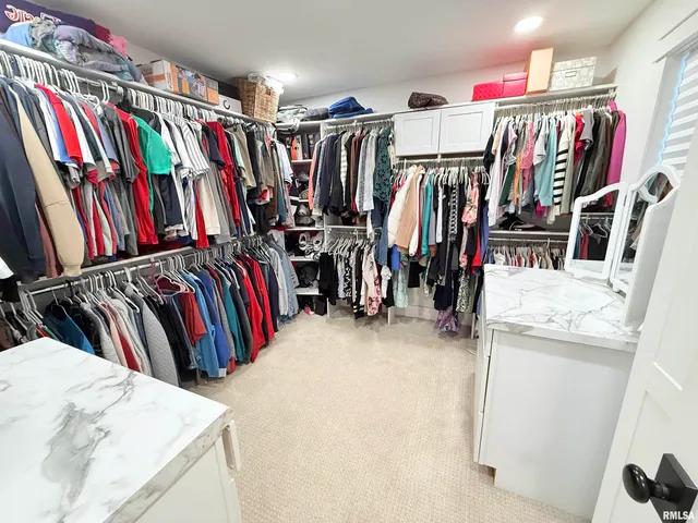 $400,000 | 7 Clearlake Drive, Centralia, IL 62801