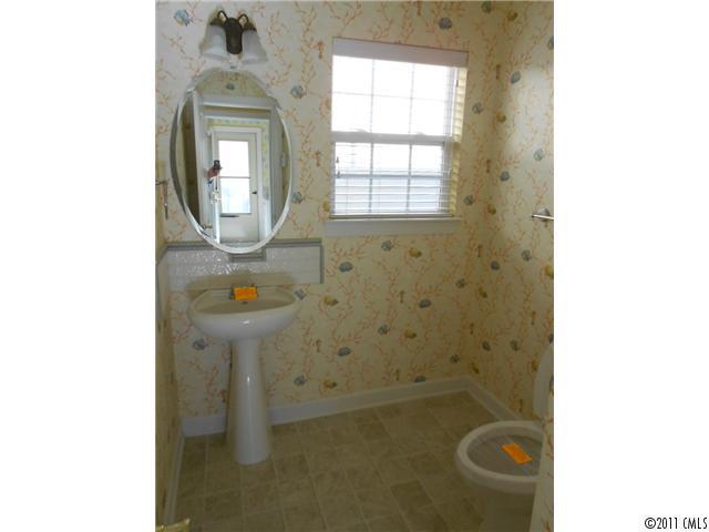 21028 Torrence Chapel Road Cornelius, NC 28031 - Photo 10 of 12