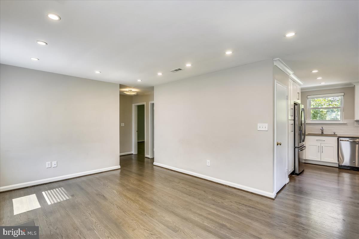 8602 Grubb Road Chevy Chase, MD 20815 - Photo 18 of 106 Living room