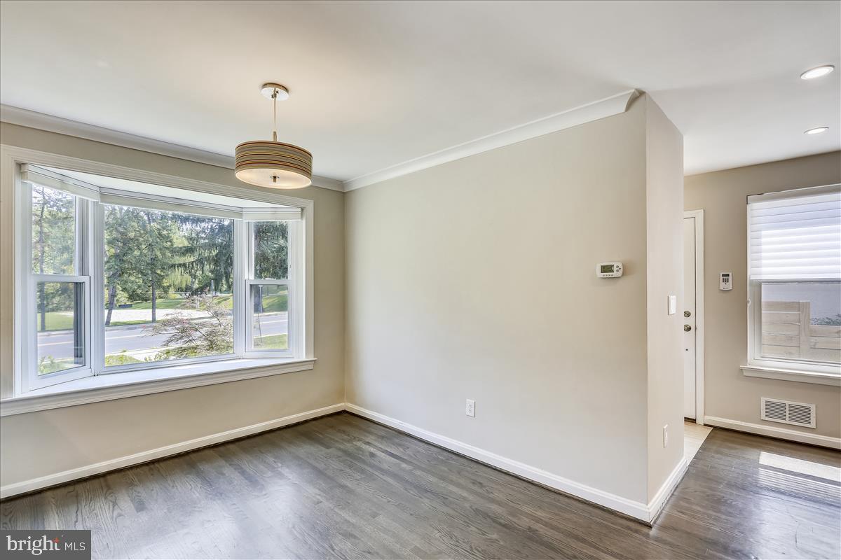8602 Grubb Road Chevy Chase, MD 20815 - Photo 22 of 106 dining area