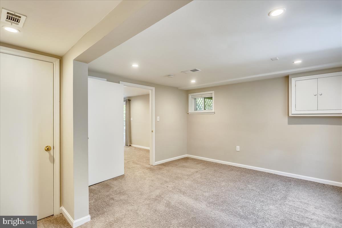8602 Grubb Road Chevy Chase, MD 20815 - Photo 51 of 106 Master bedroom
