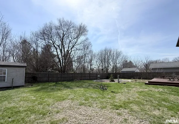 $205,000 | 725 East Ann Street, Knoxville, IL 61448