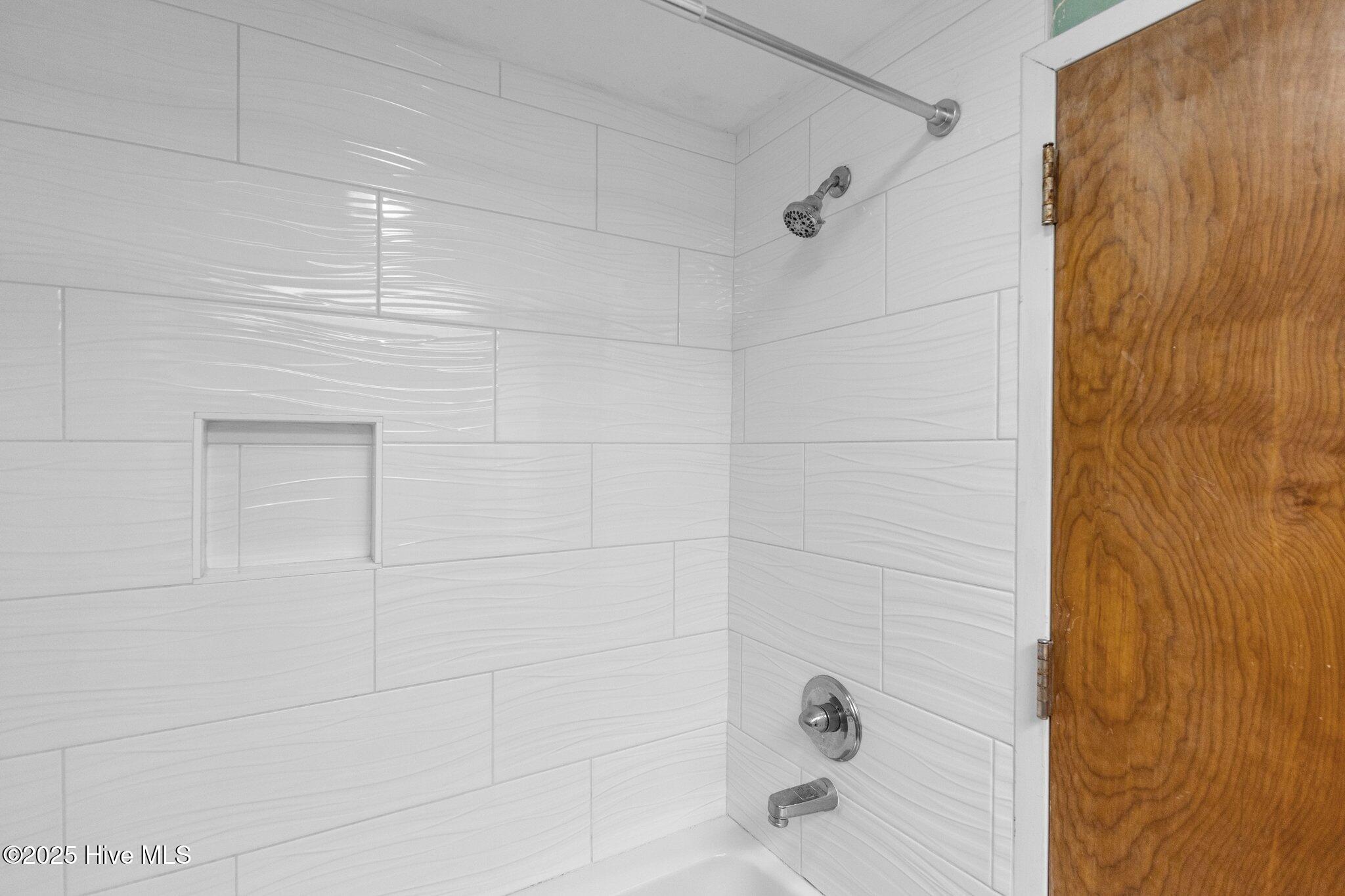 602 West Fort Macon Road, Unit 231 Atlantic Beach, NC 28512 - Photo 12 of 27 231 Palm Suites