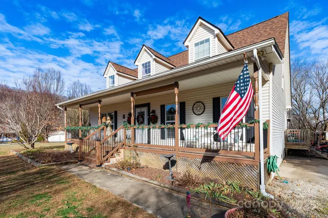 $455,000 | 22 Ivy Garden Road, Candler, NC 28715
