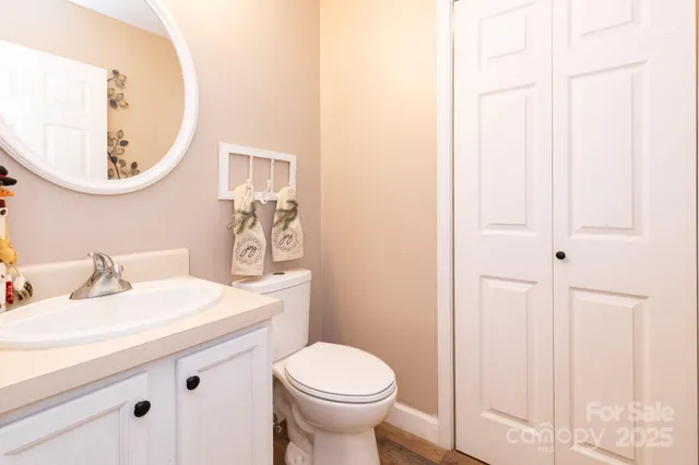 $455,000 | 22 Ivy Garden Road, Candler, NC 28715