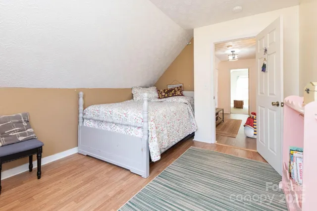 $455,000 | 22 Ivy Garden Road, Candler, NC 28715